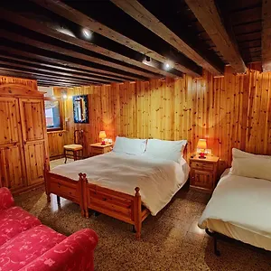 La Casa Del Pescatore: A Lovely Escape In Venice!! , Venecia Italia